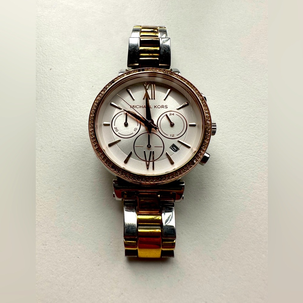 Michael Kors Women Wrist Watch Gold Silver
